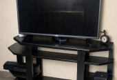 32 Inch LG Flat Screen TV