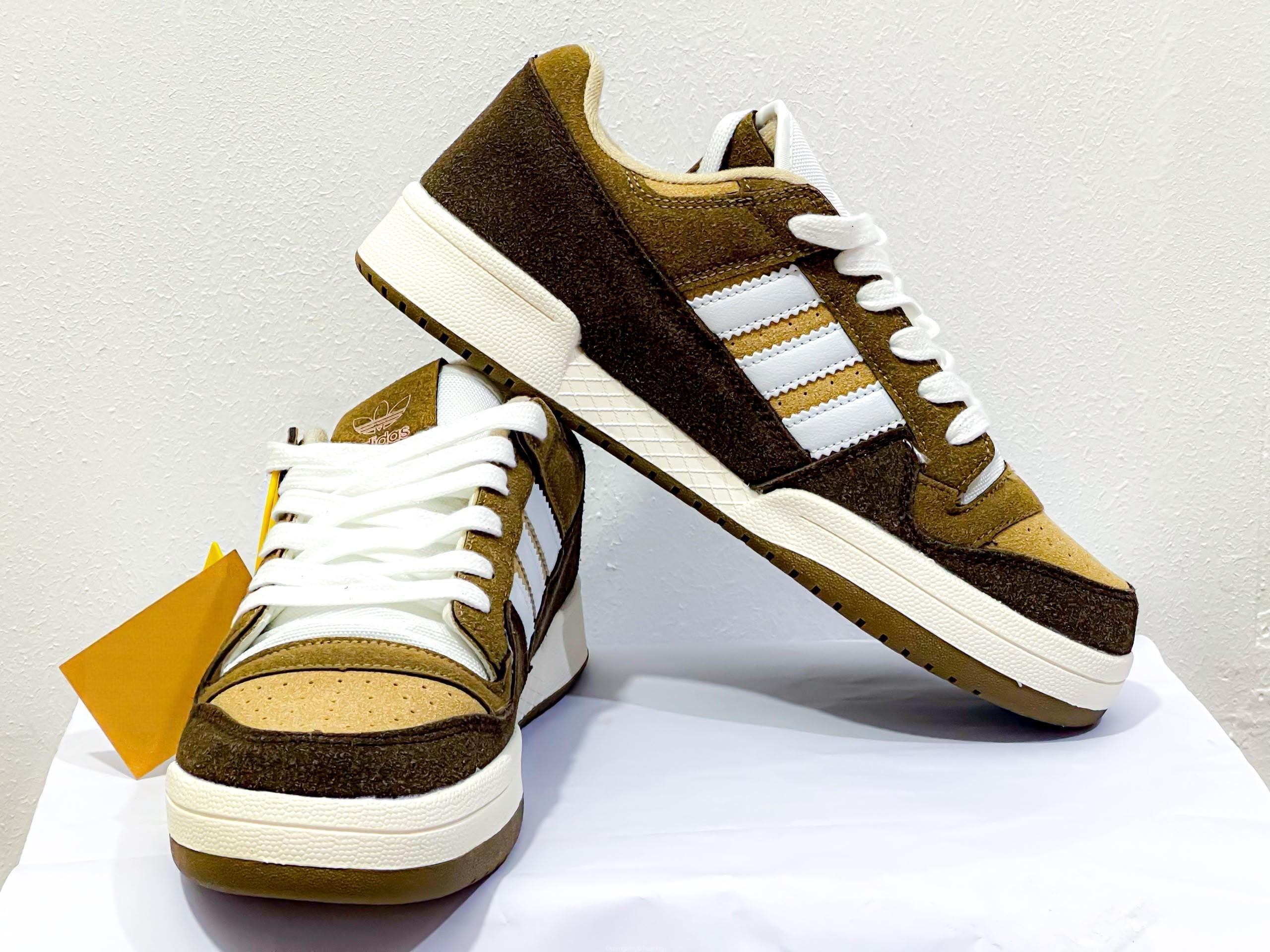 Men’s Casual Low-Top Lace-Up Sneakers – Brown/Khaki