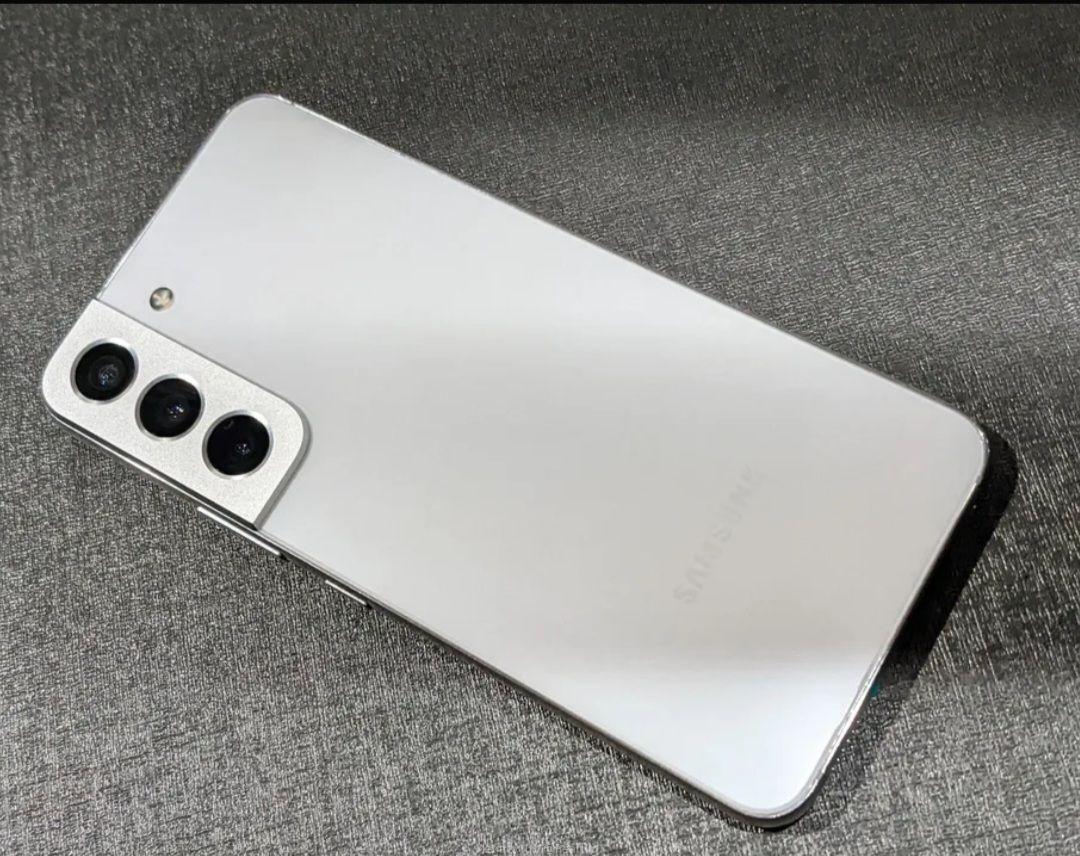 SAMSUNG 22
