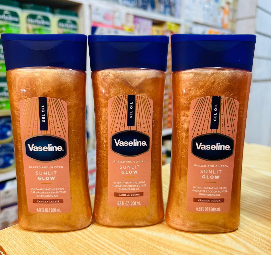 Vaseline shimmer gel