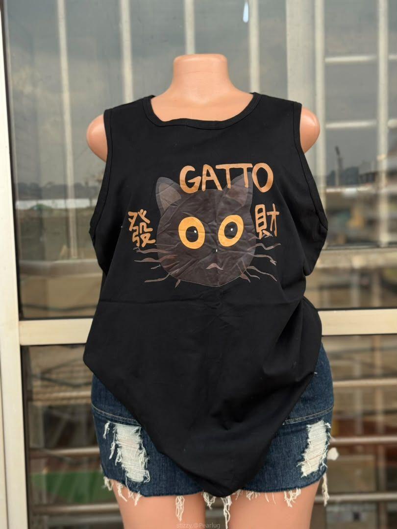 Unisex t-shirt