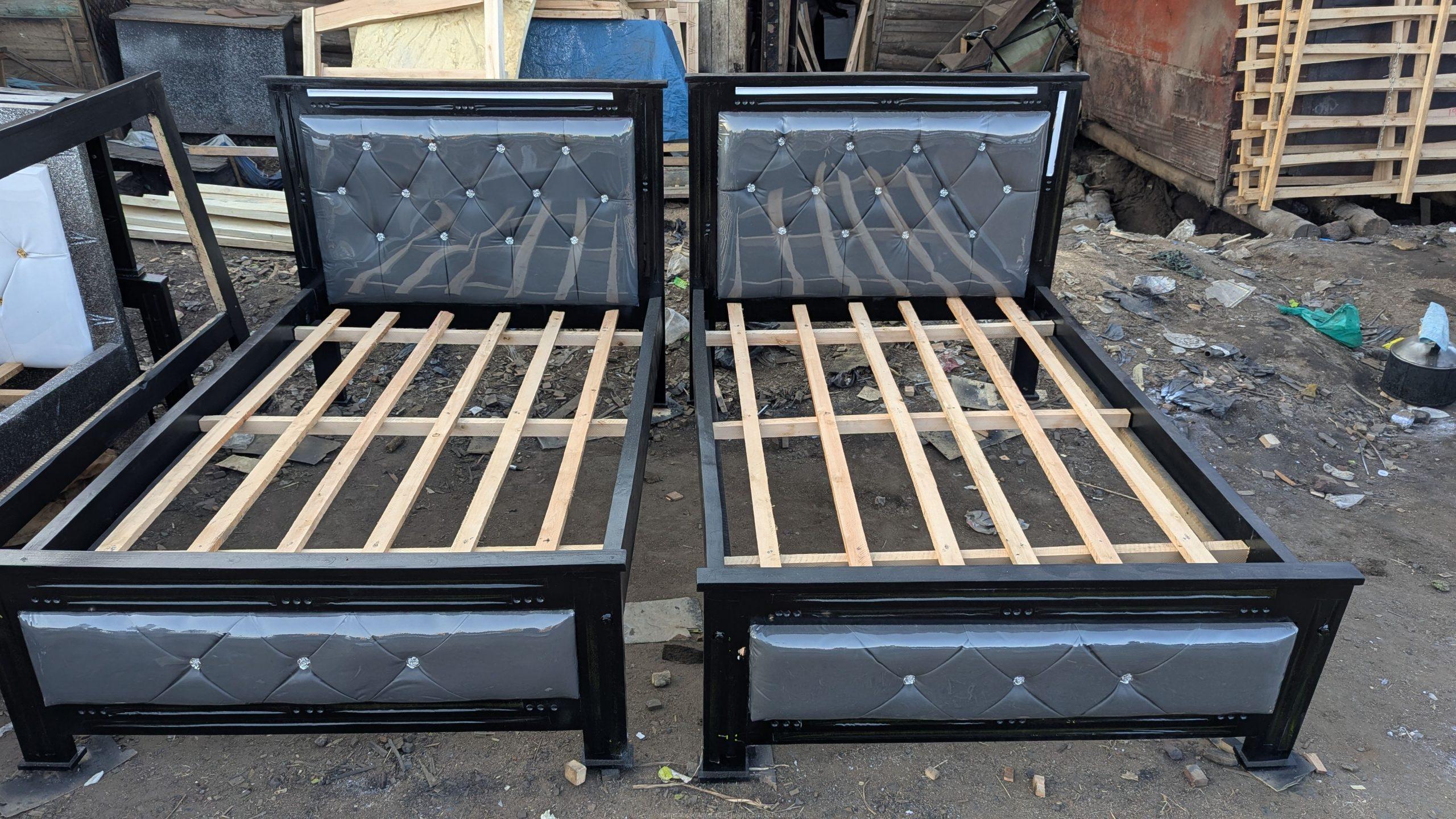 Leather beds 4*6