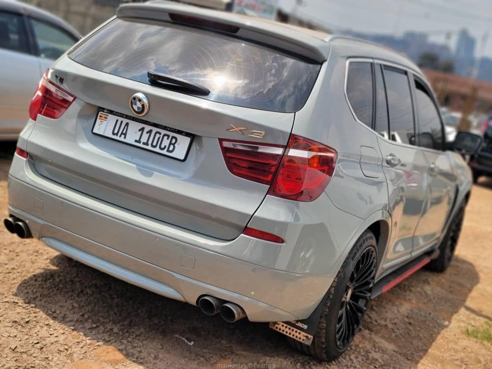 BMW ×3
