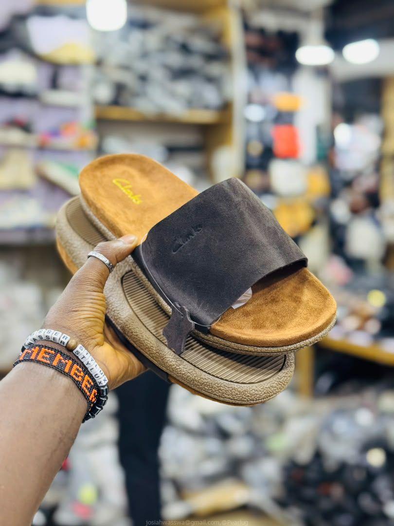 Shoe