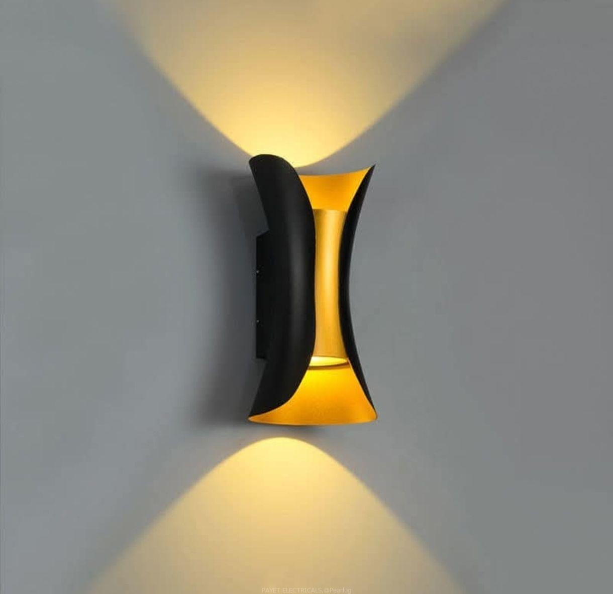 Up and down wall light