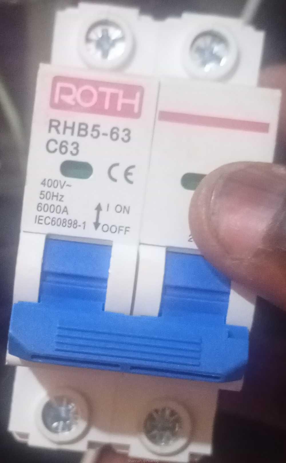 Circuit breaker