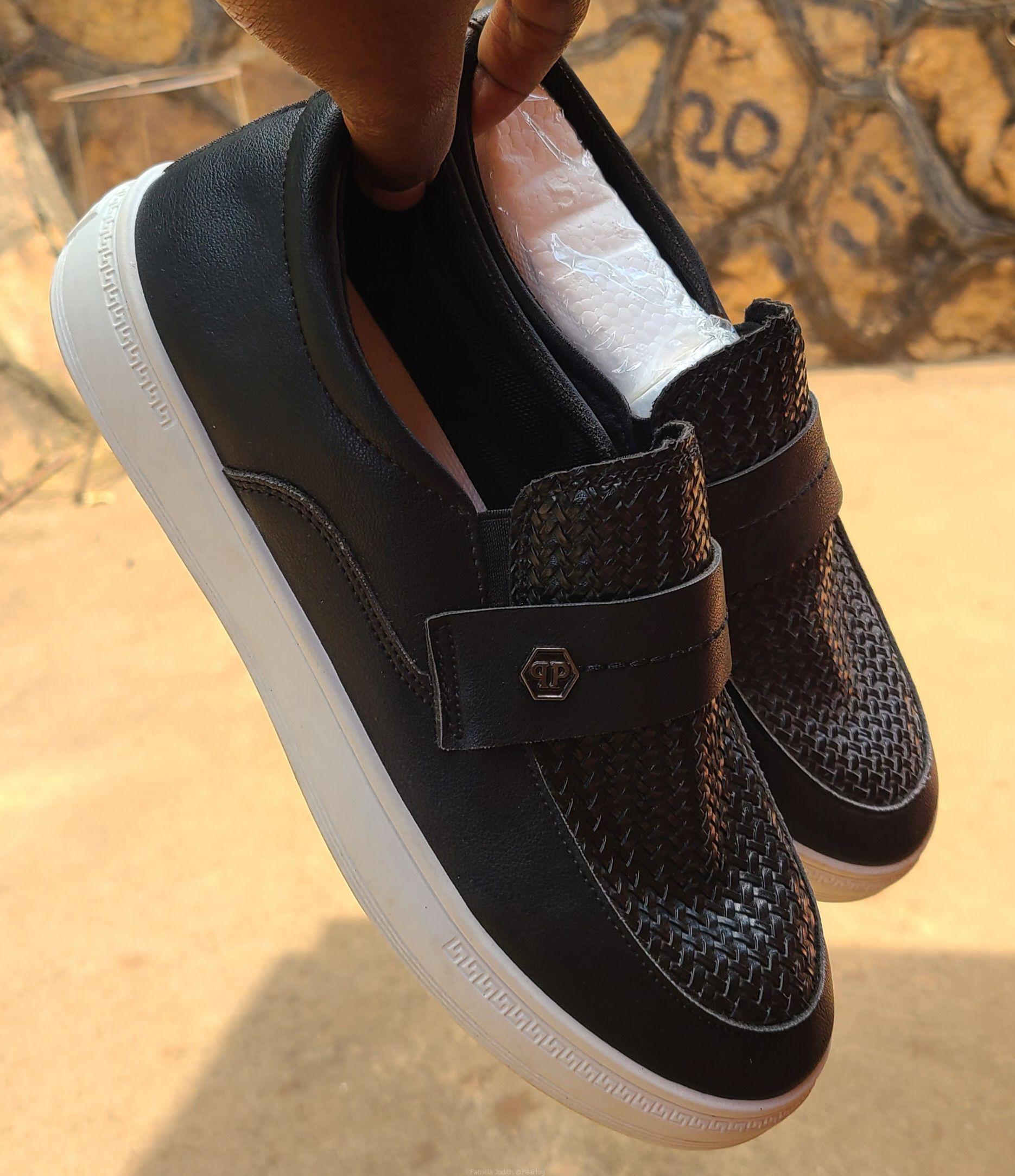 Men’s shoes