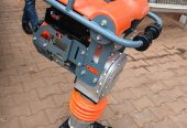 Jumping compactor