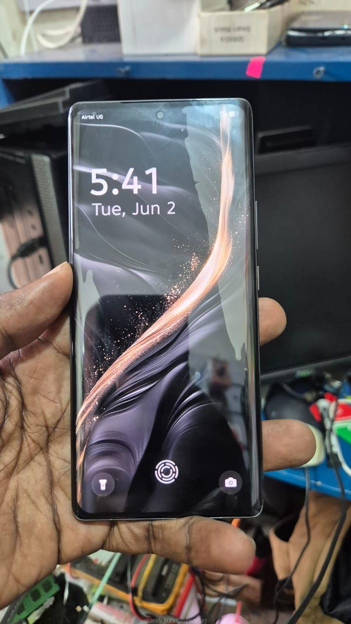 Camon 30s