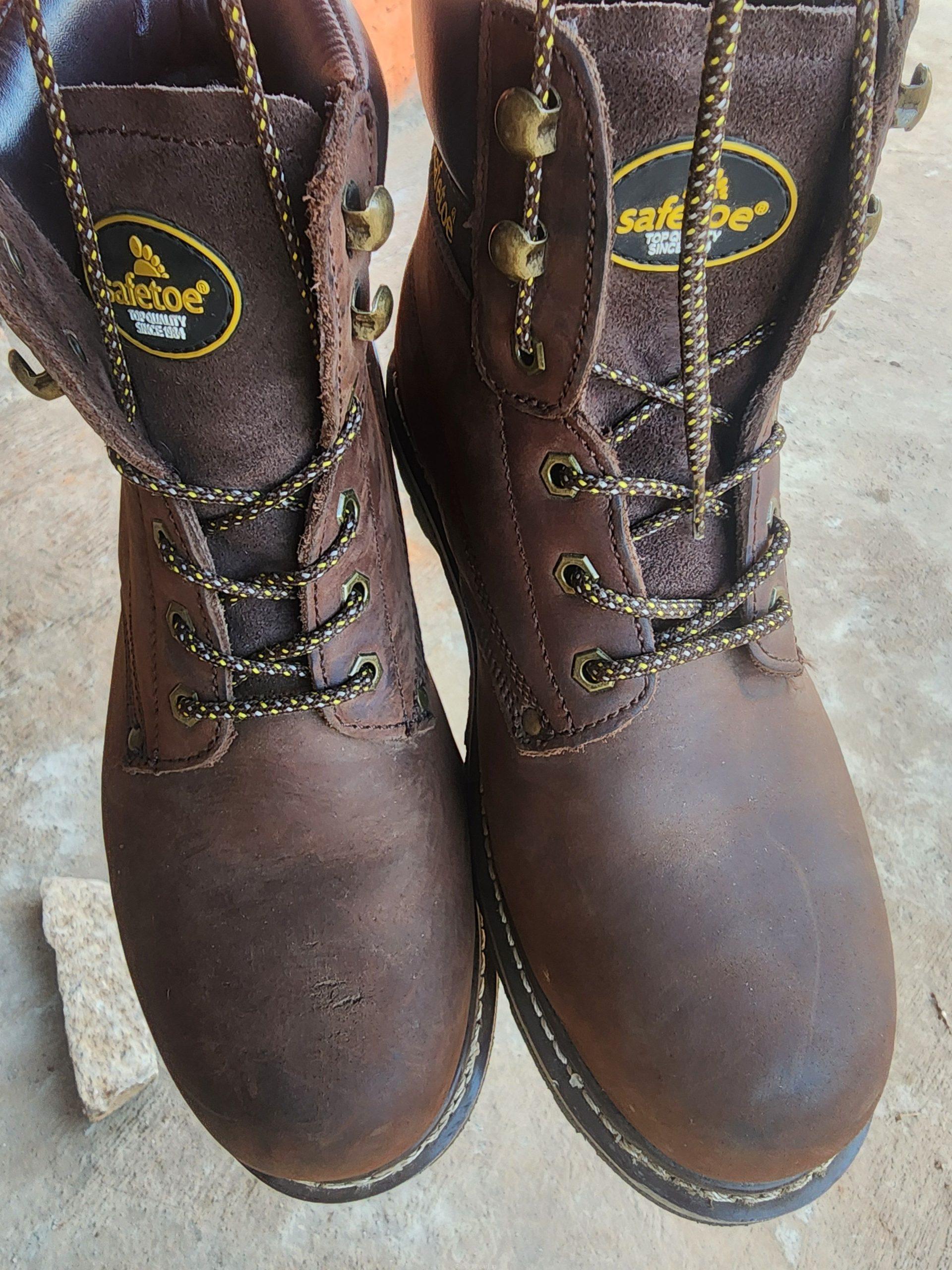 Lether shoe