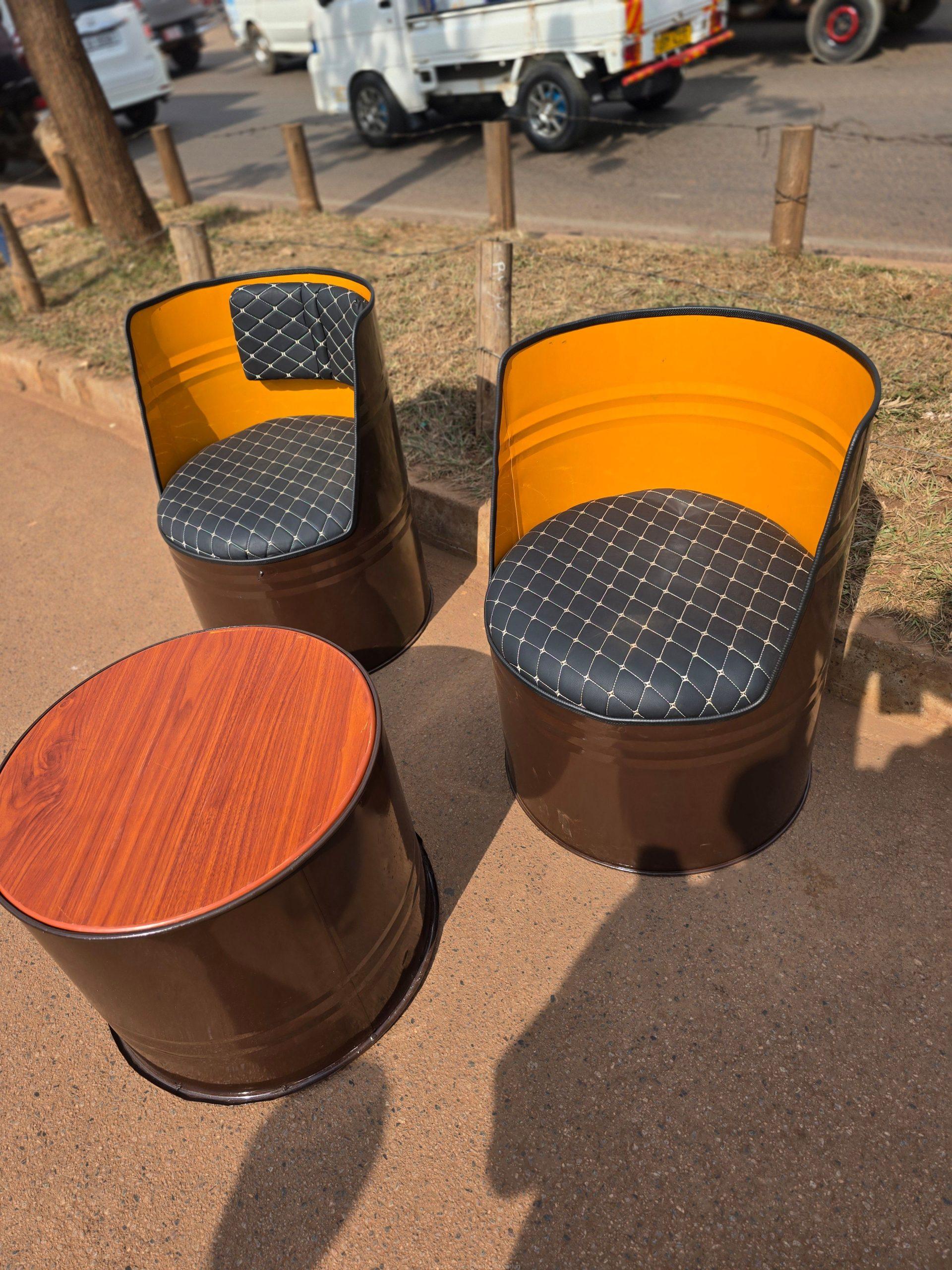 Metallic durm chairs