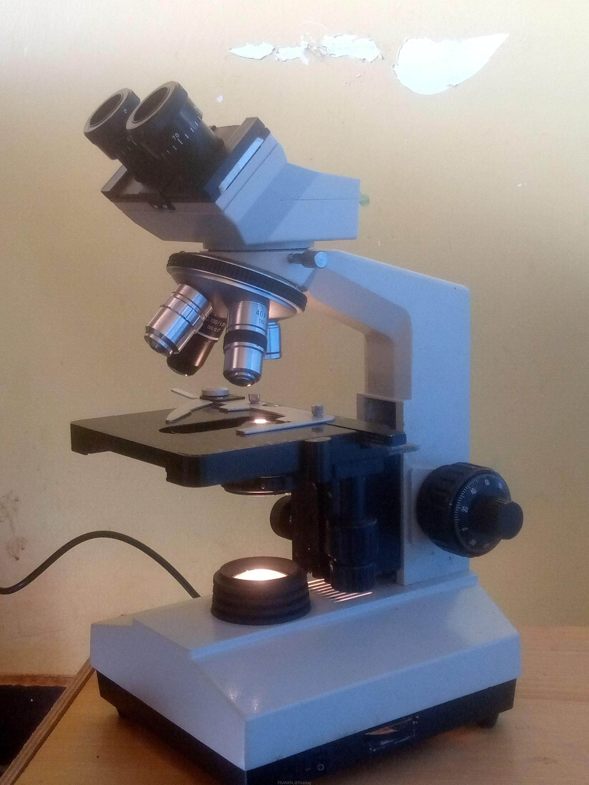 Pre owned microscope