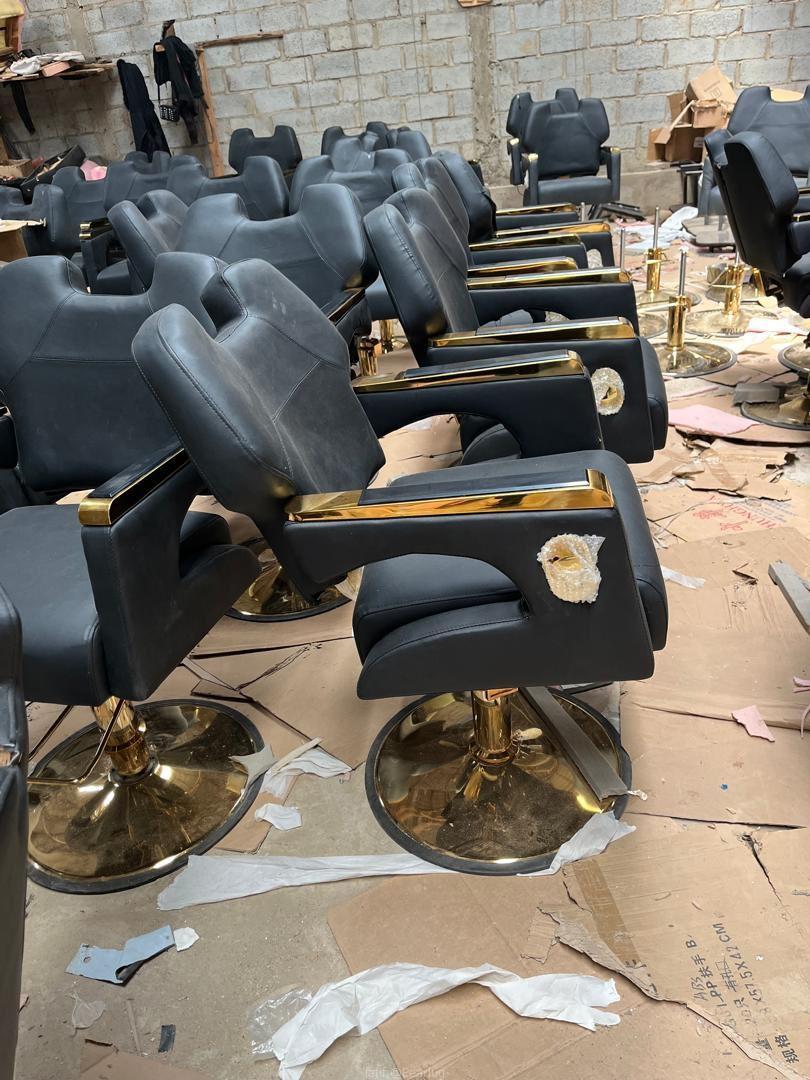 Barber chair