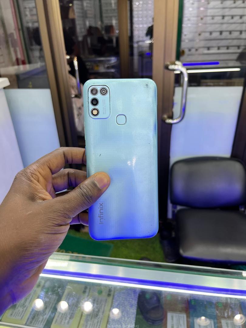 Infinix hot 11 play 64gb