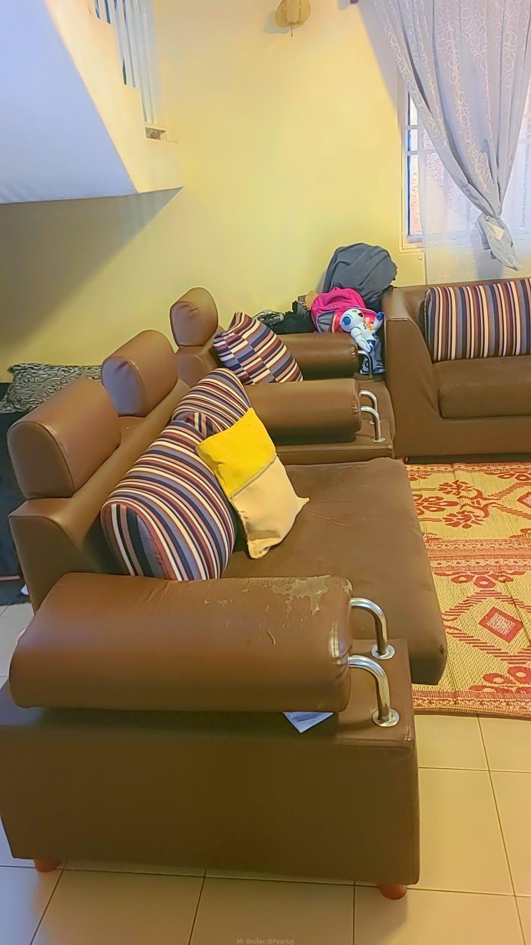 7 SEATER LEATHER COUCH
