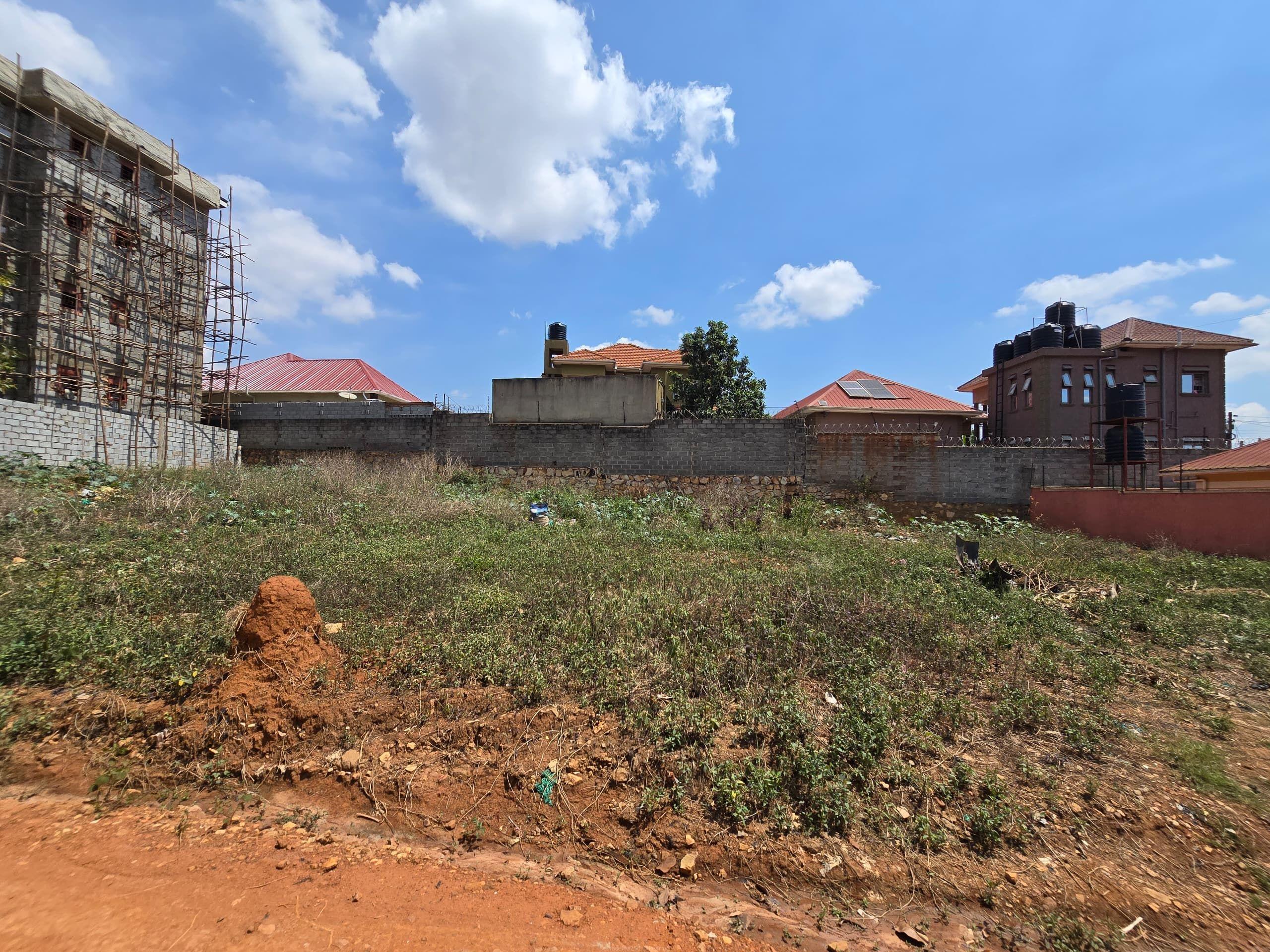 100x100ft in Namugongo at Ugx230m