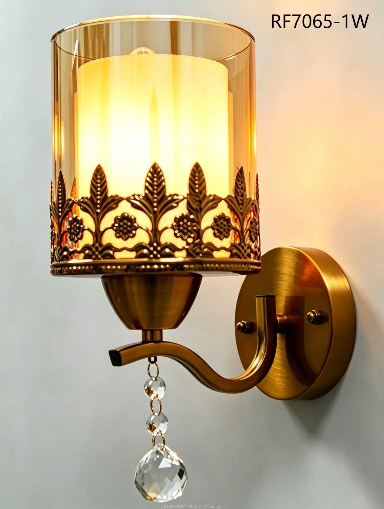 Grif Wall light with glass