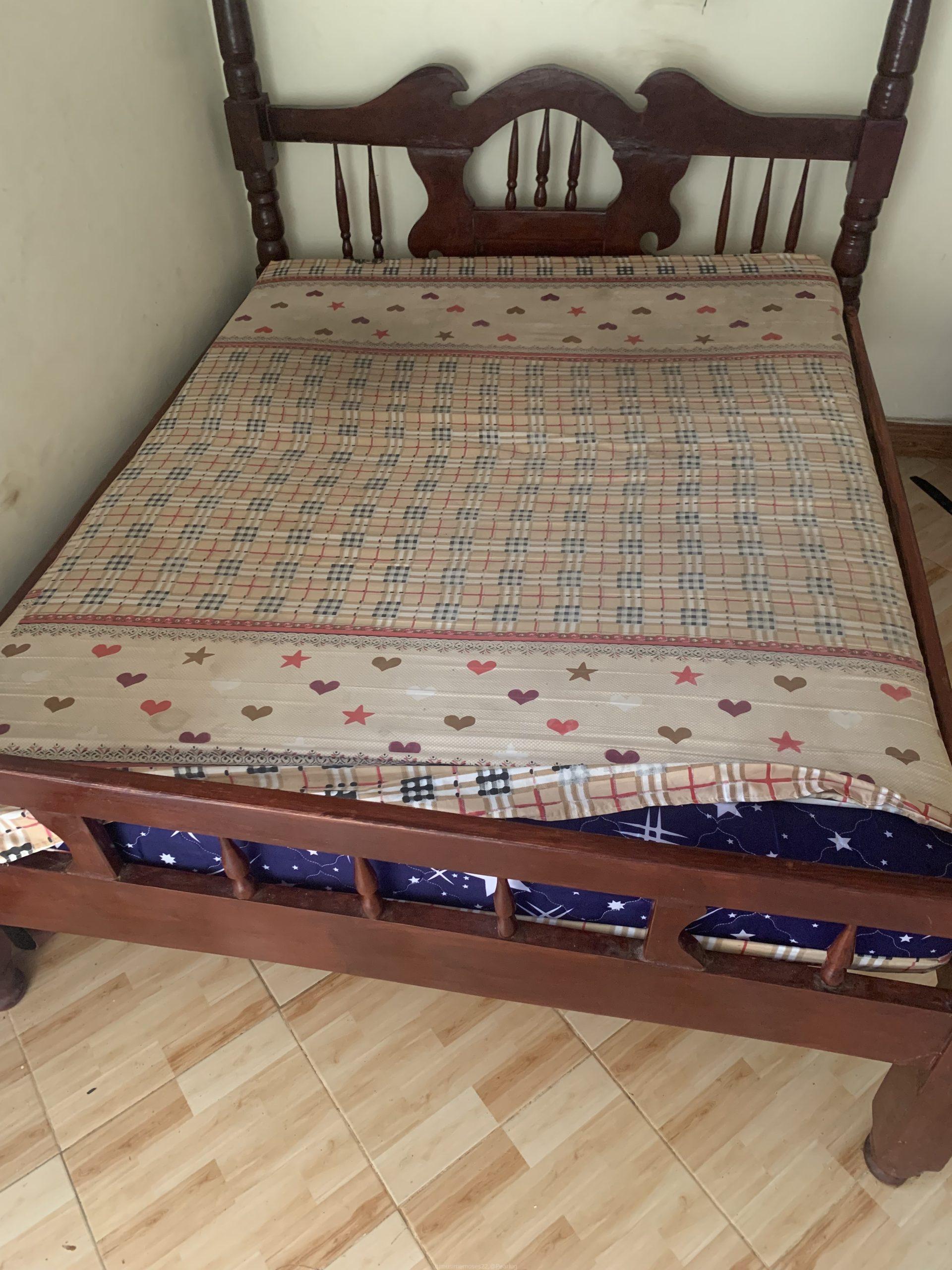 Bed and mattress 5by6