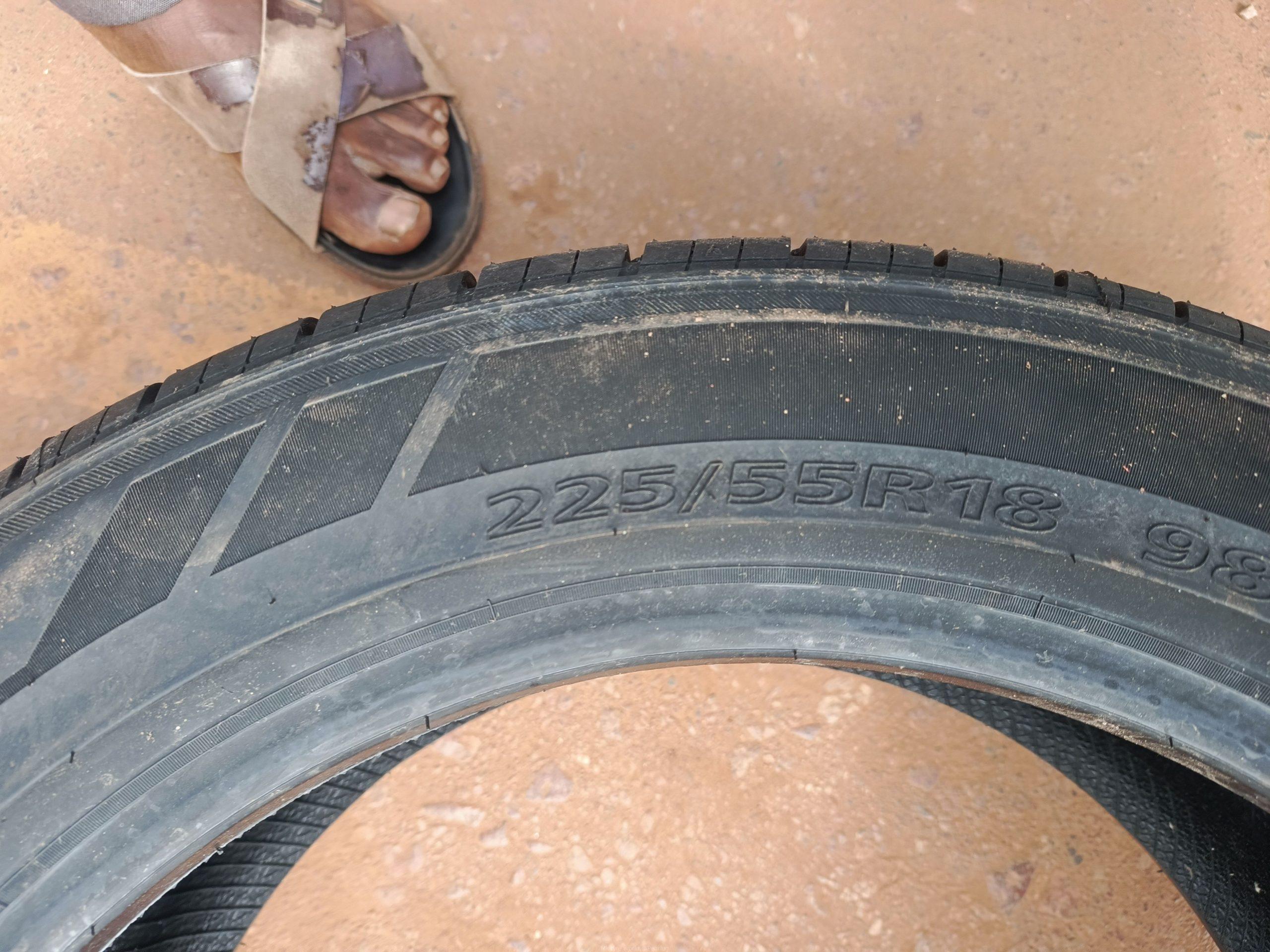 225/55R18 JOYROAD
