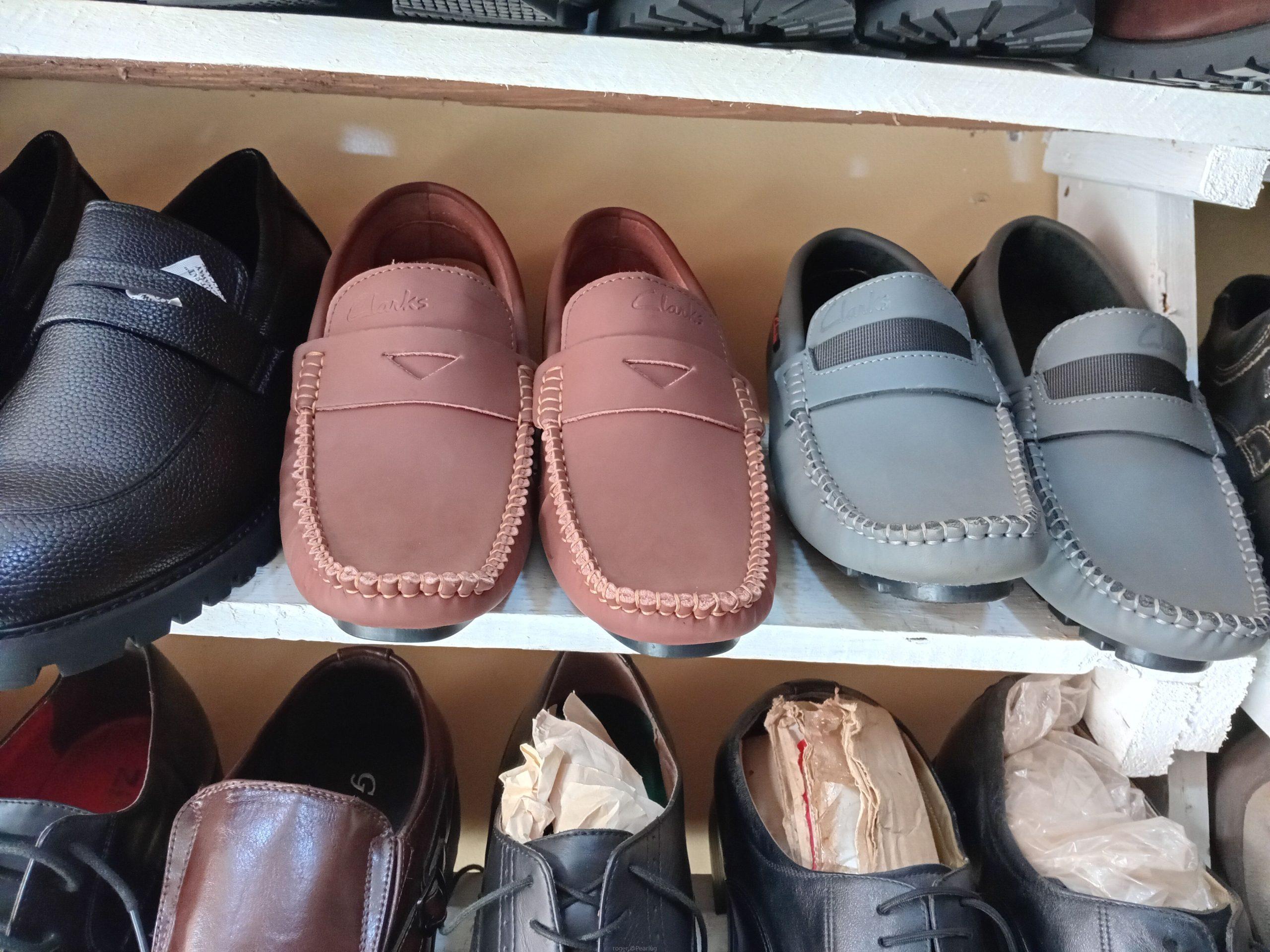 Canvas shoes