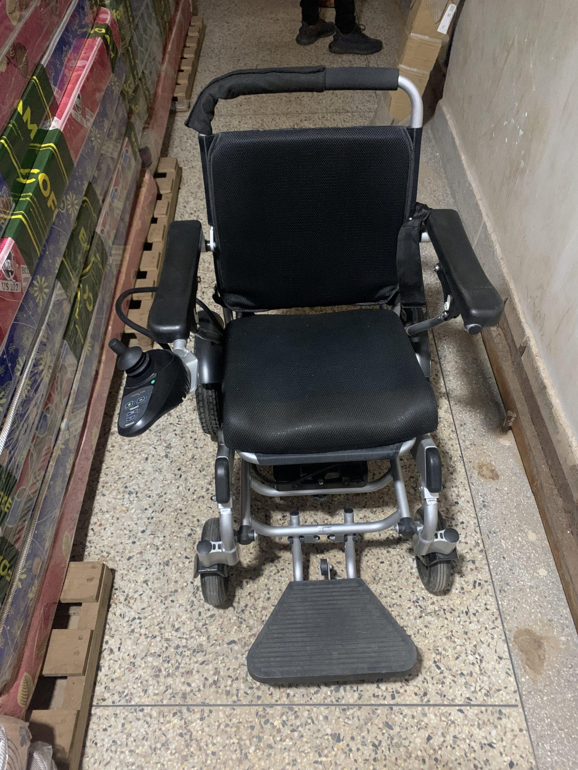 Electric wheel chair