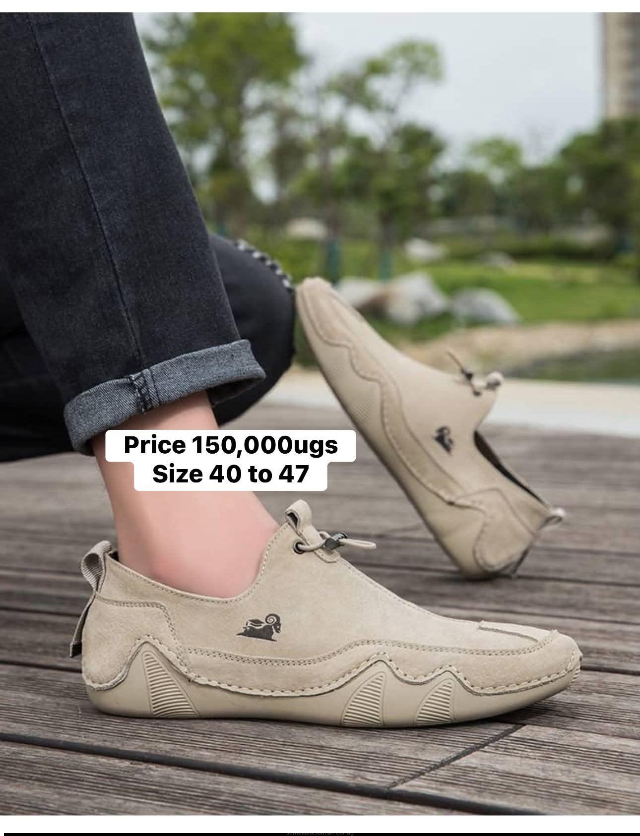 Low khaki Ldeck casual