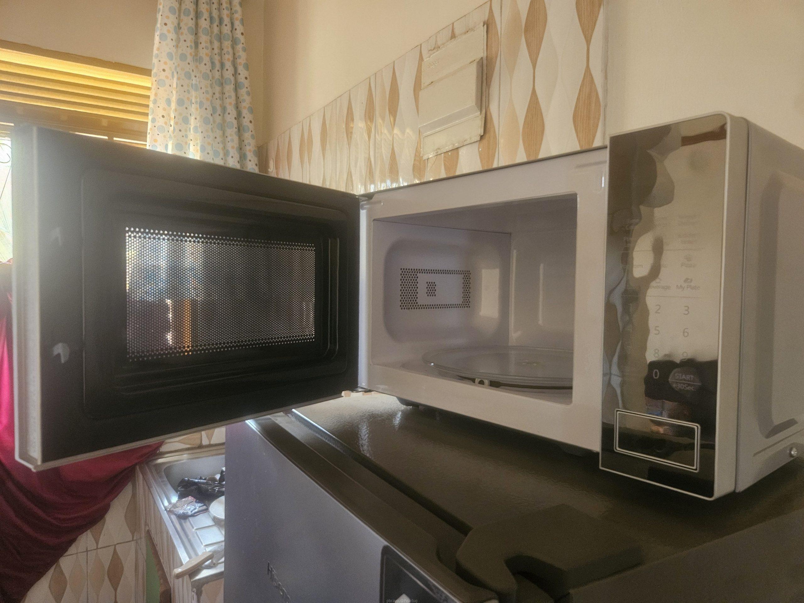 Hisense Microwave Oven H20MOMS11 20L