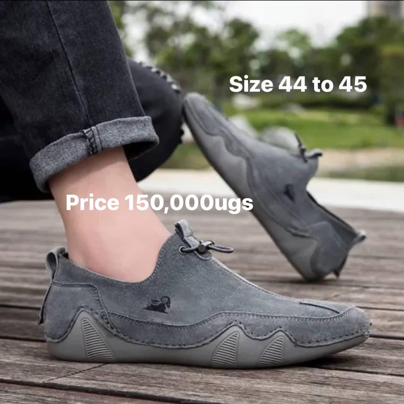 Grey low Ldeck casuals