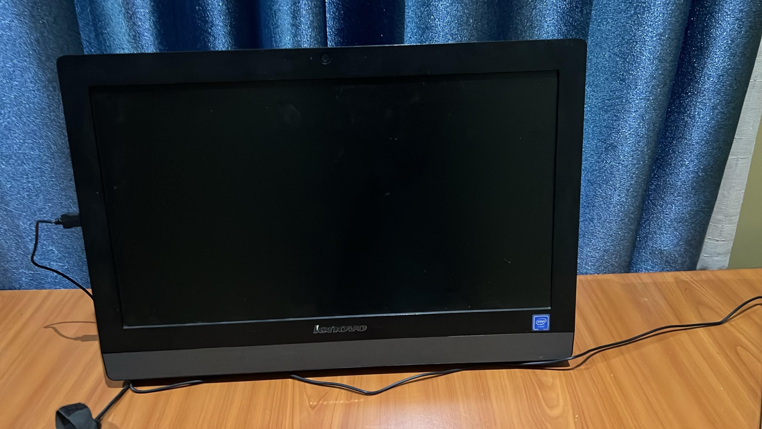 All in one desktop Lenovo