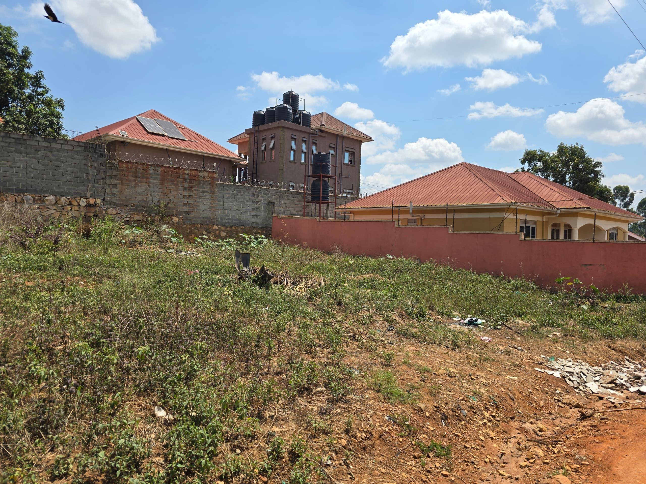 100x100ft in Namugongo at Ugx230m