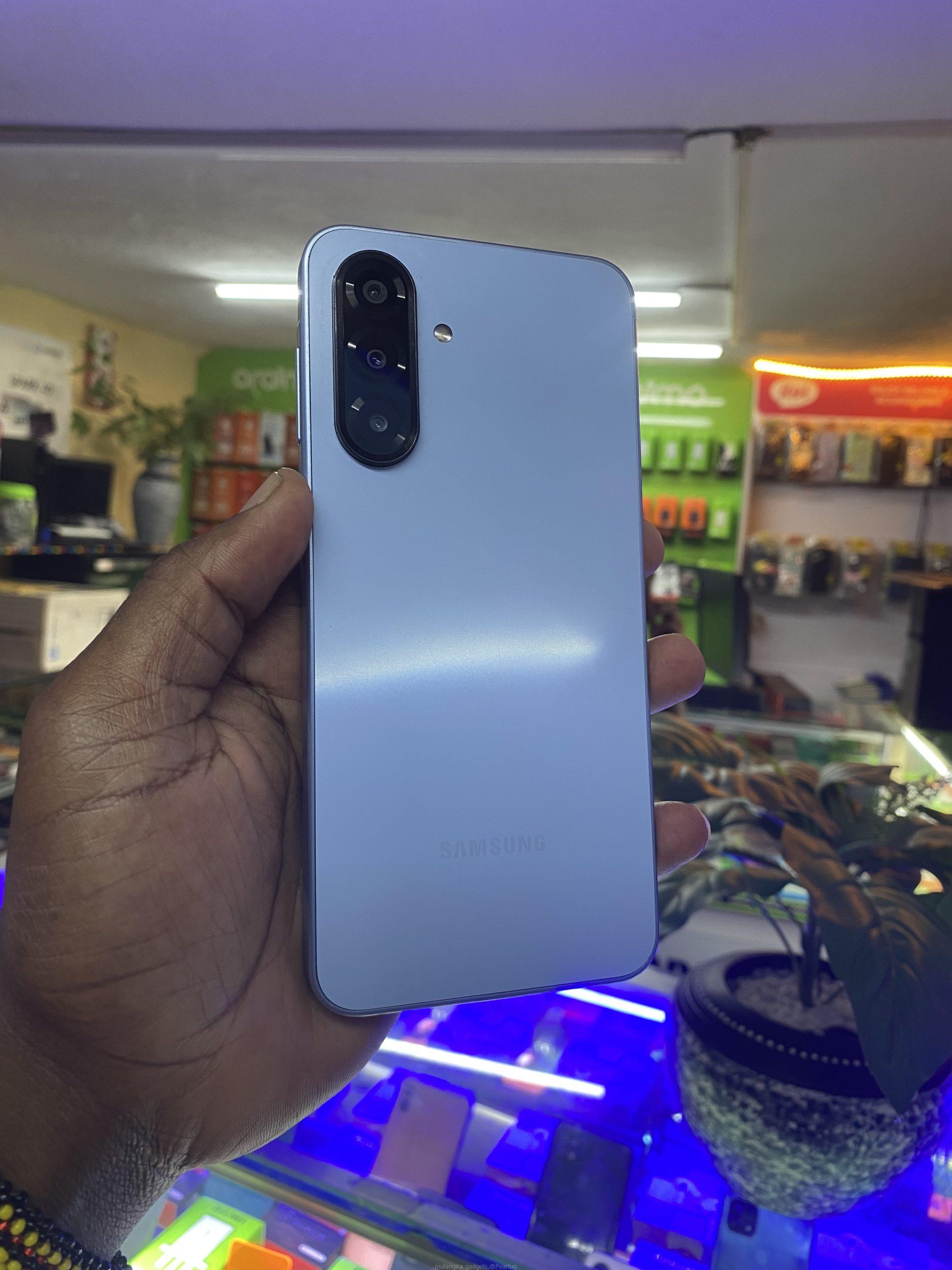 Samsung galaxy a17