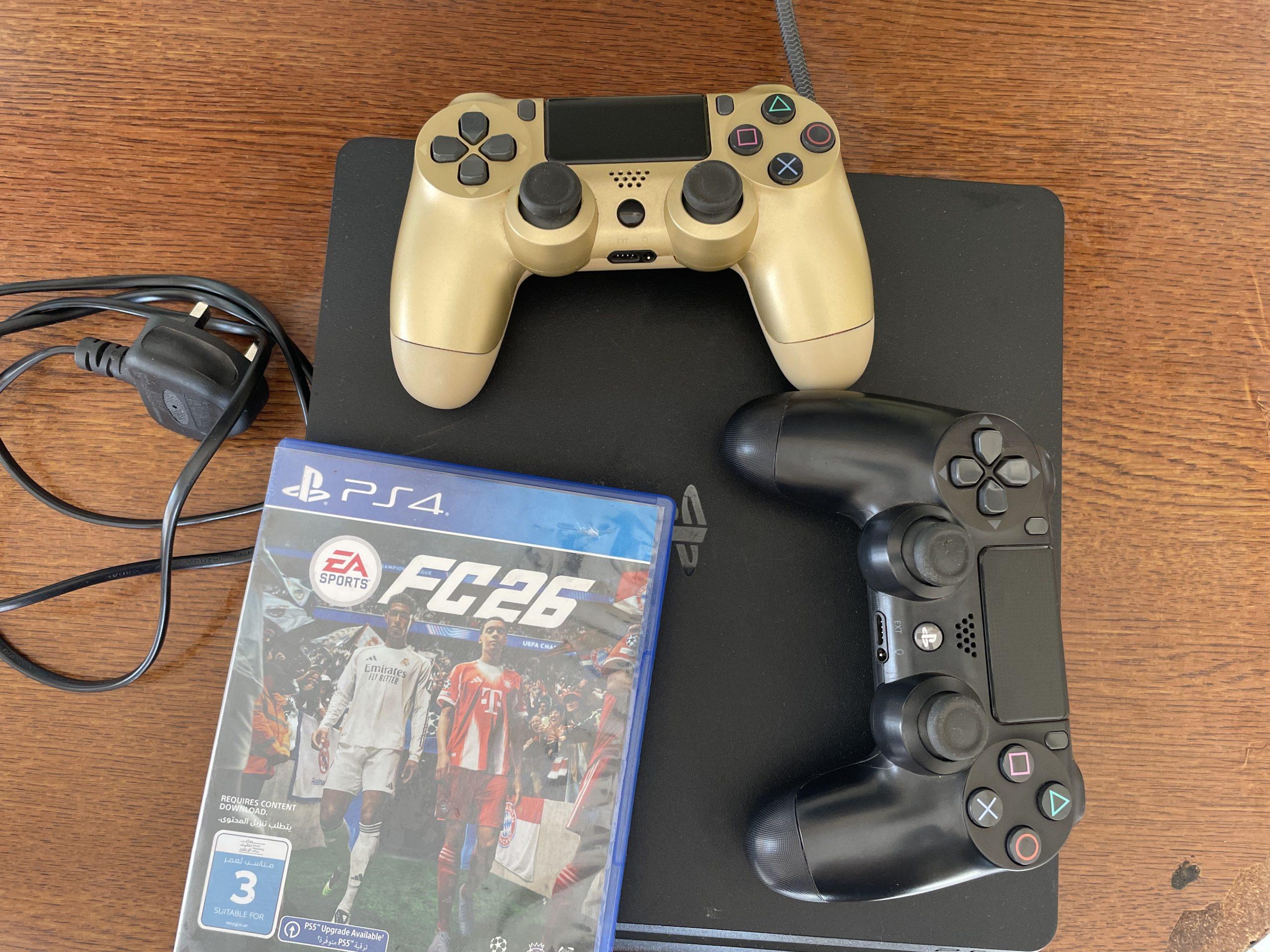 PS4 slim on hot sale