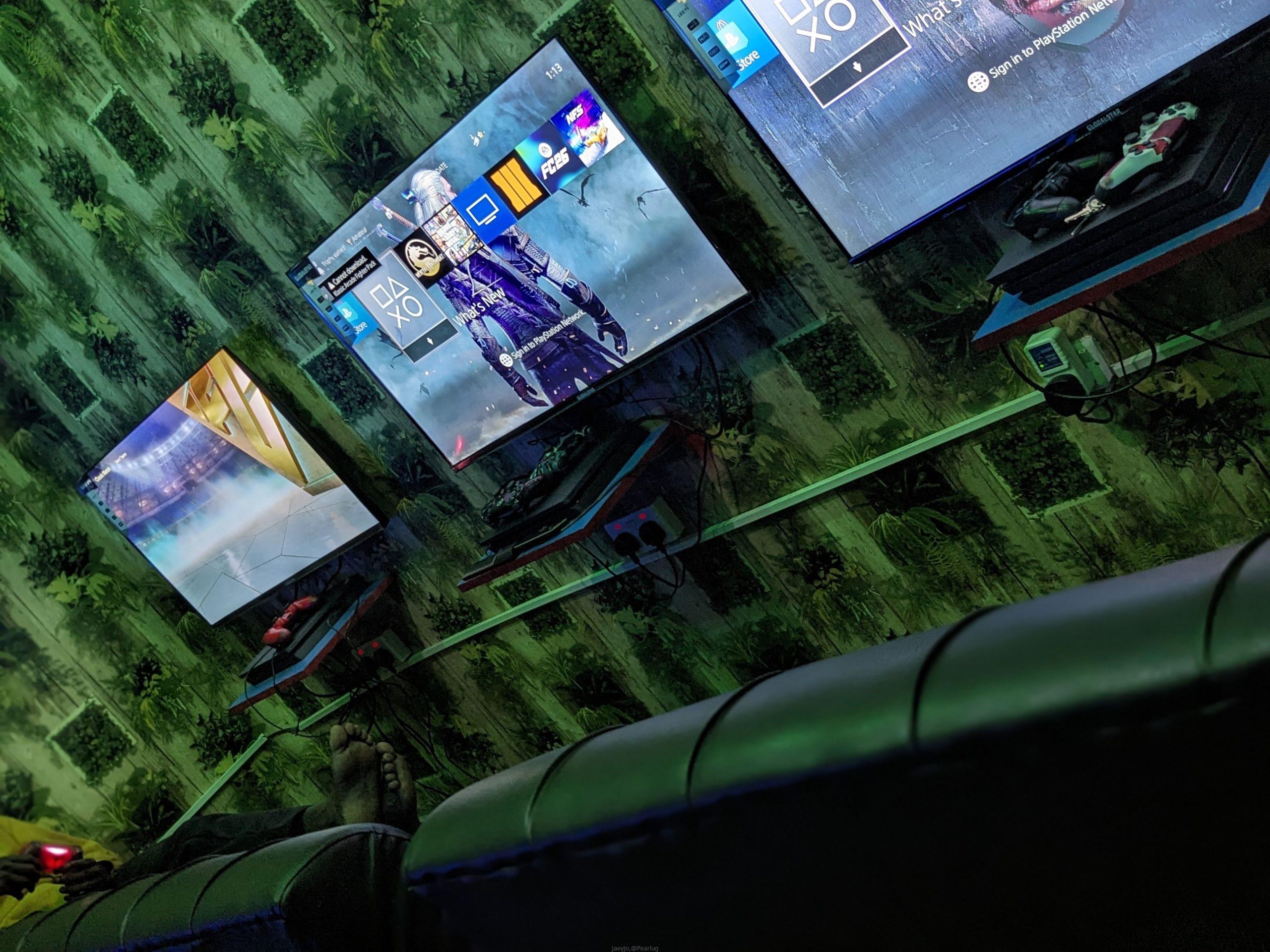 Full gaming station