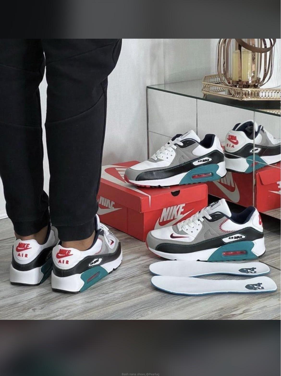 We sell types of shoes and we make deliveries countrywide