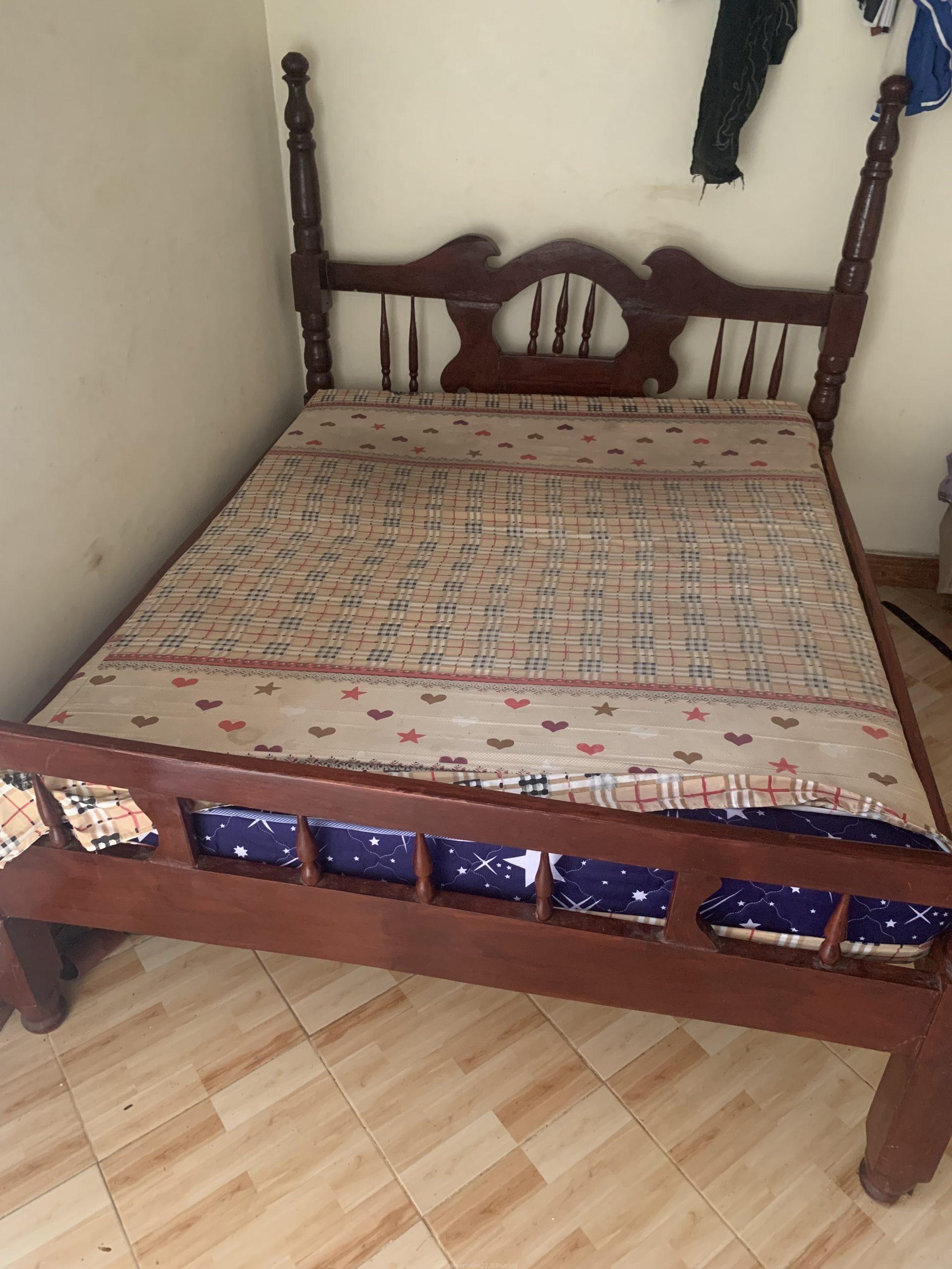 Bed and mattress 5by6