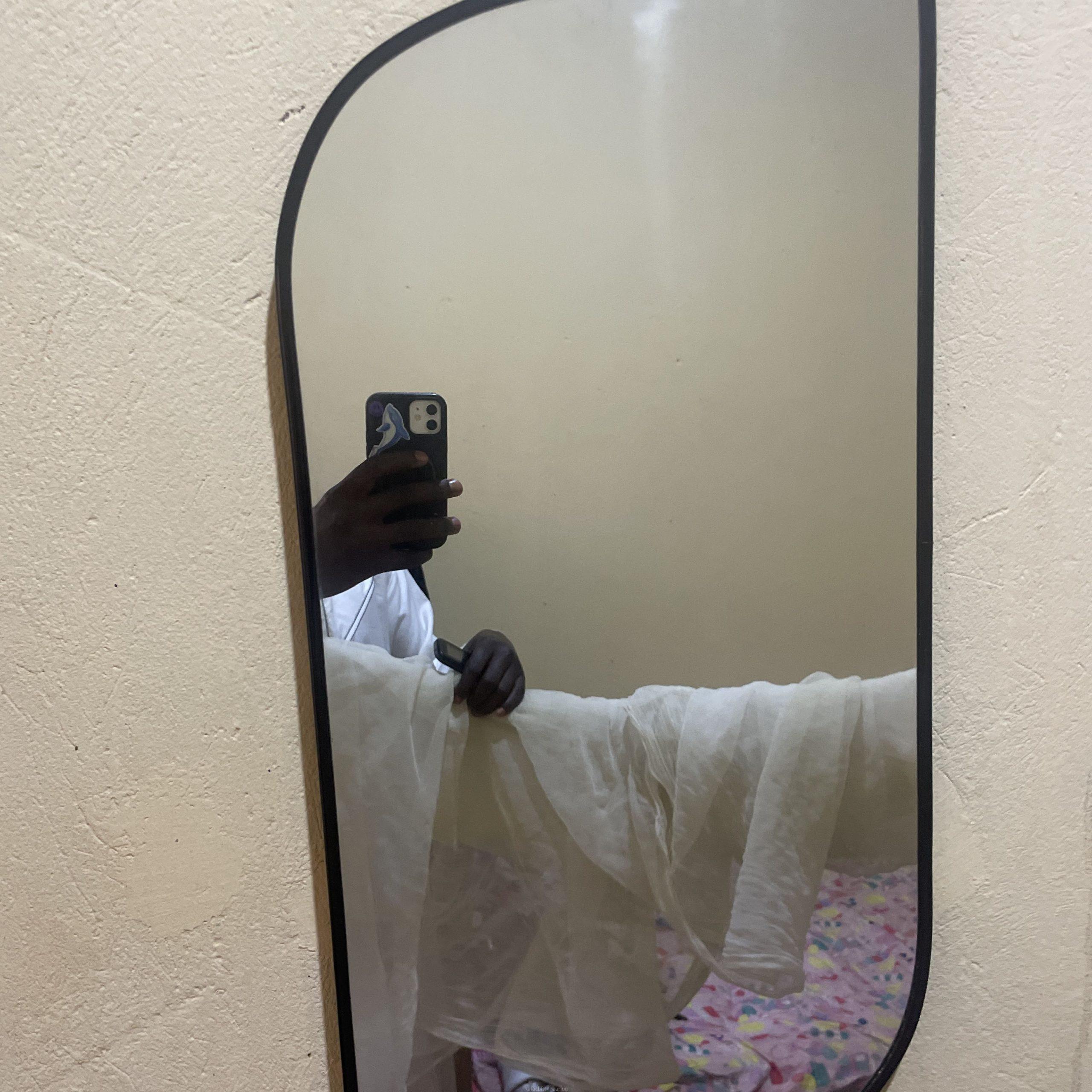 Bed room mirror
