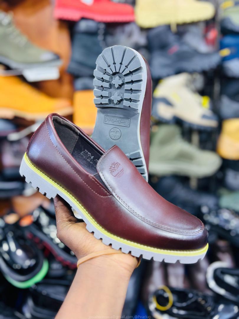Shoe