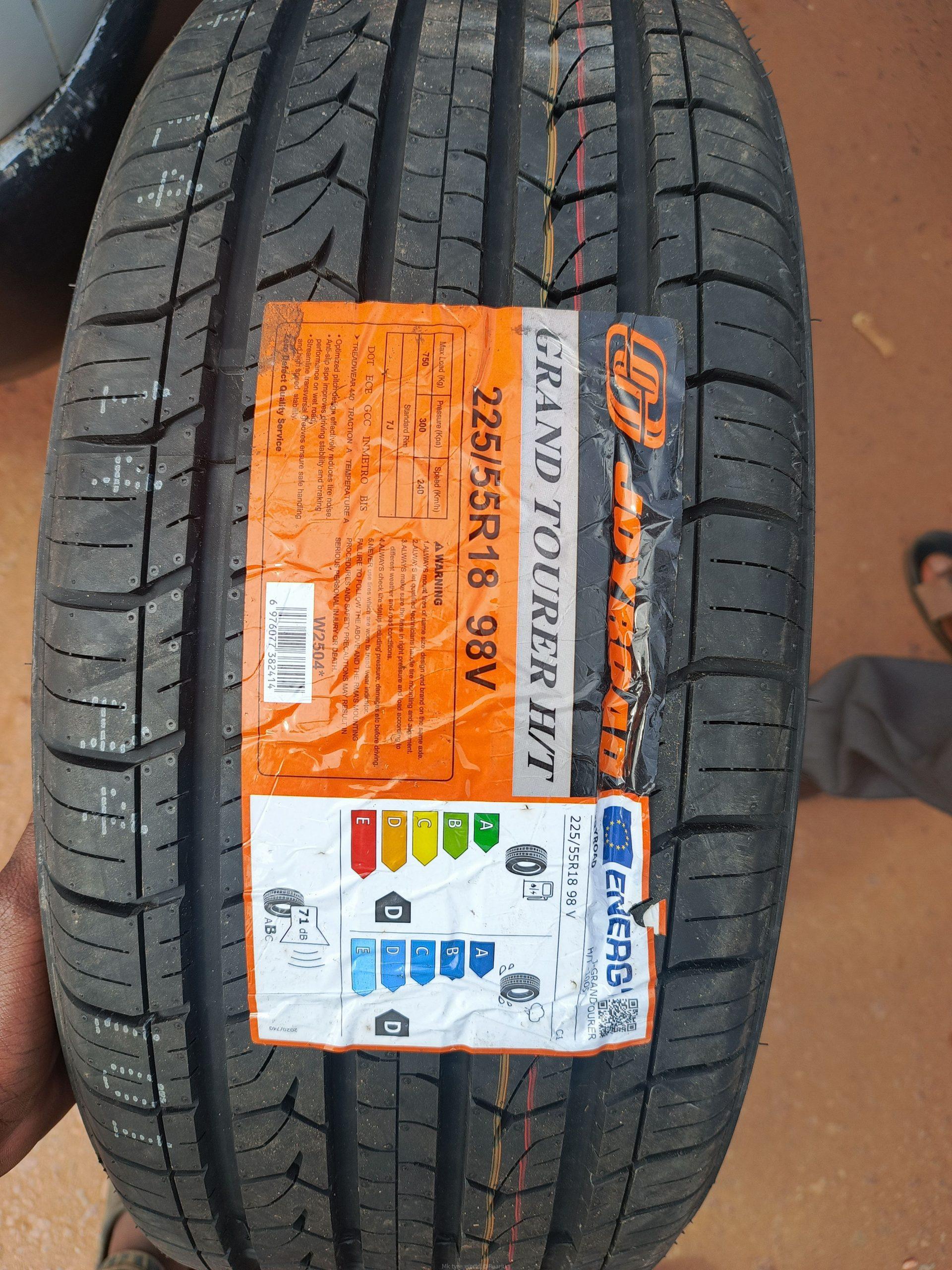 225/55R18 JOYROAD