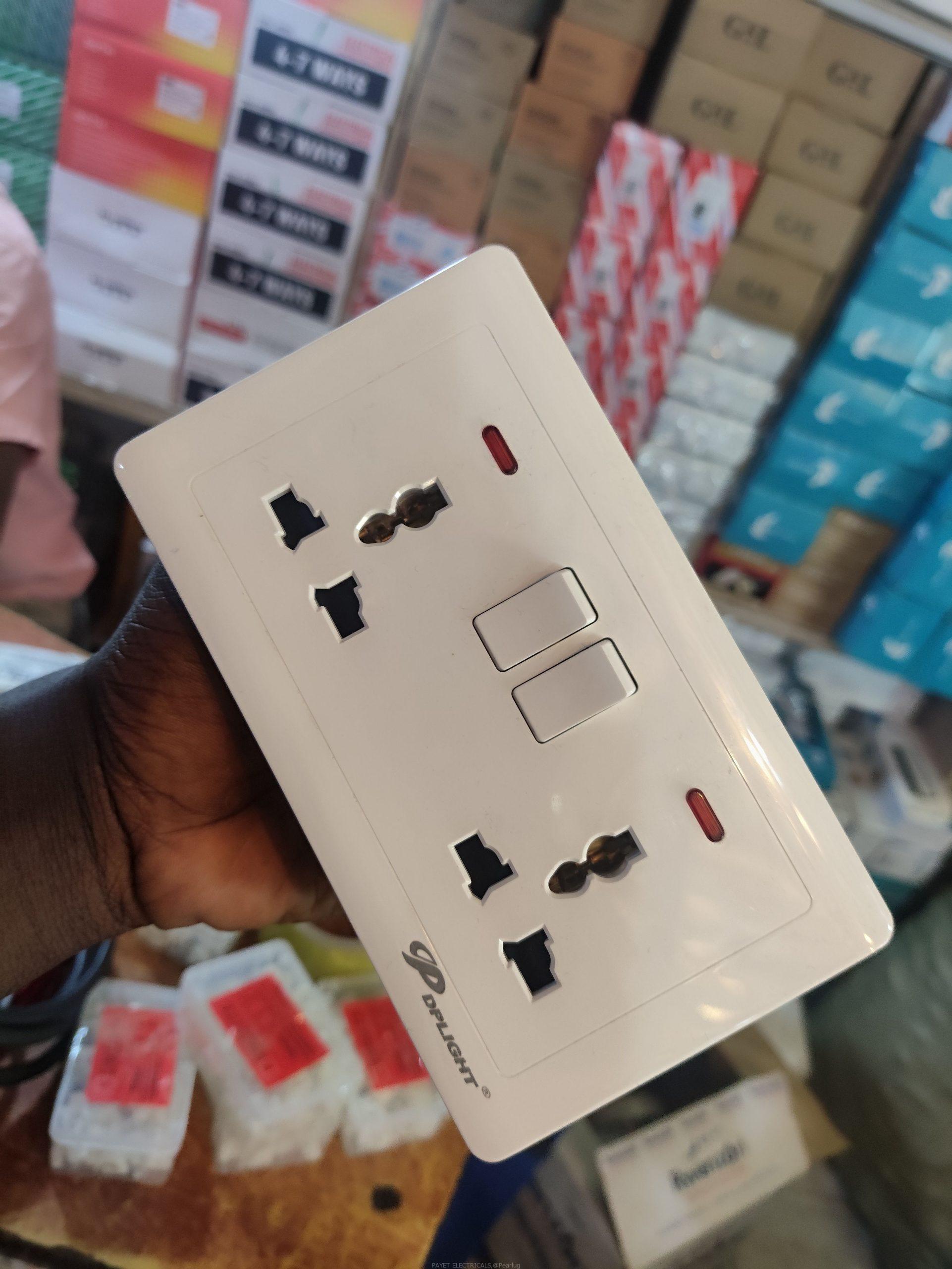 Double socket for multiple inputs