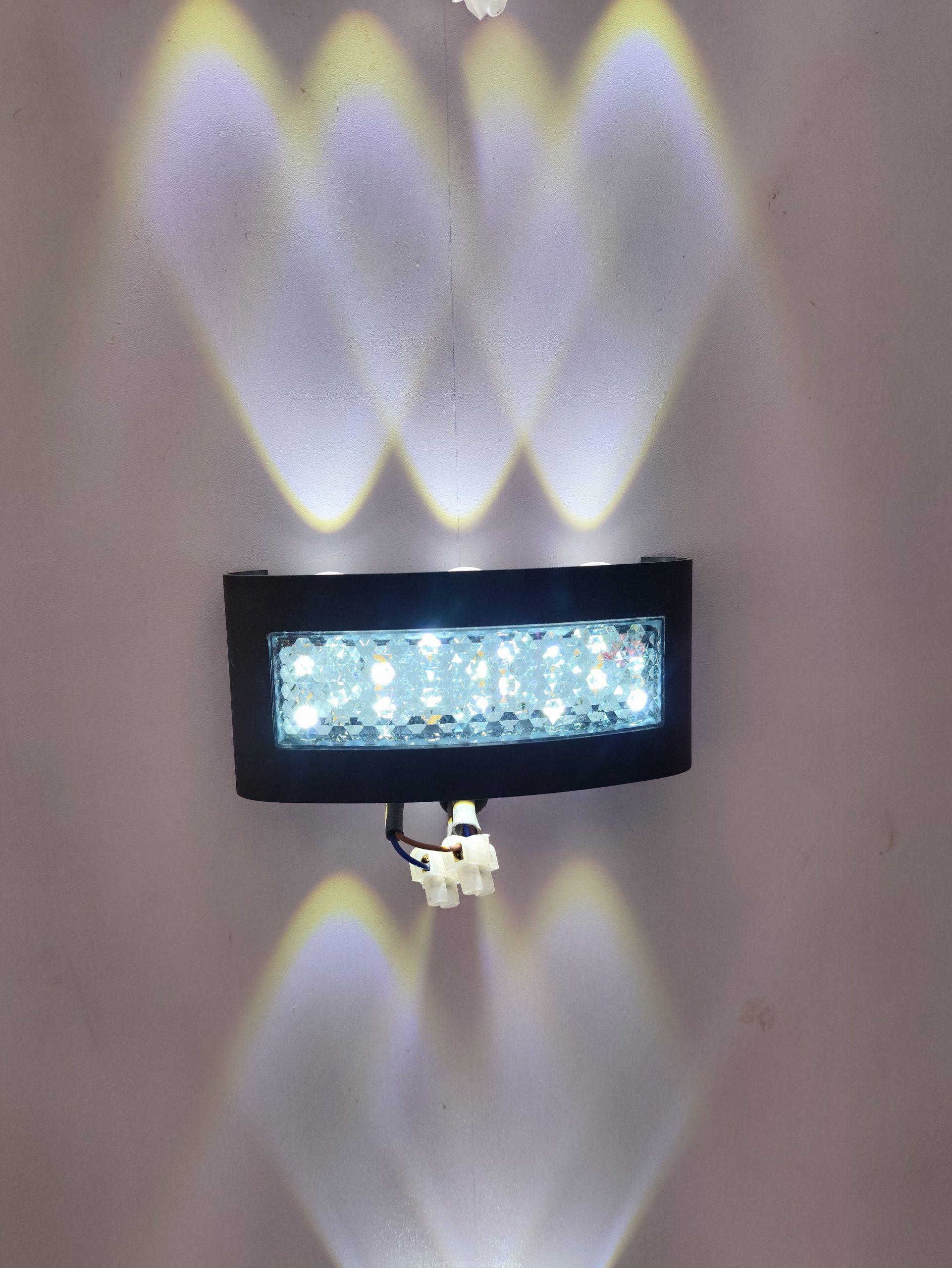 3eye up and down wall light