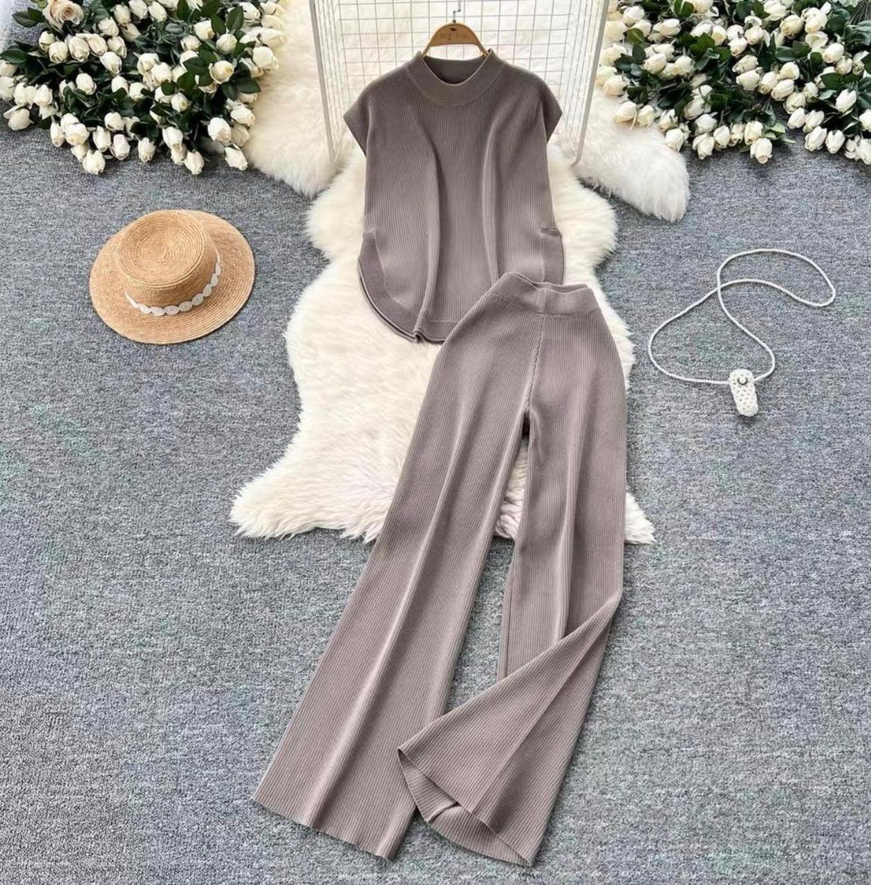 Two piece set