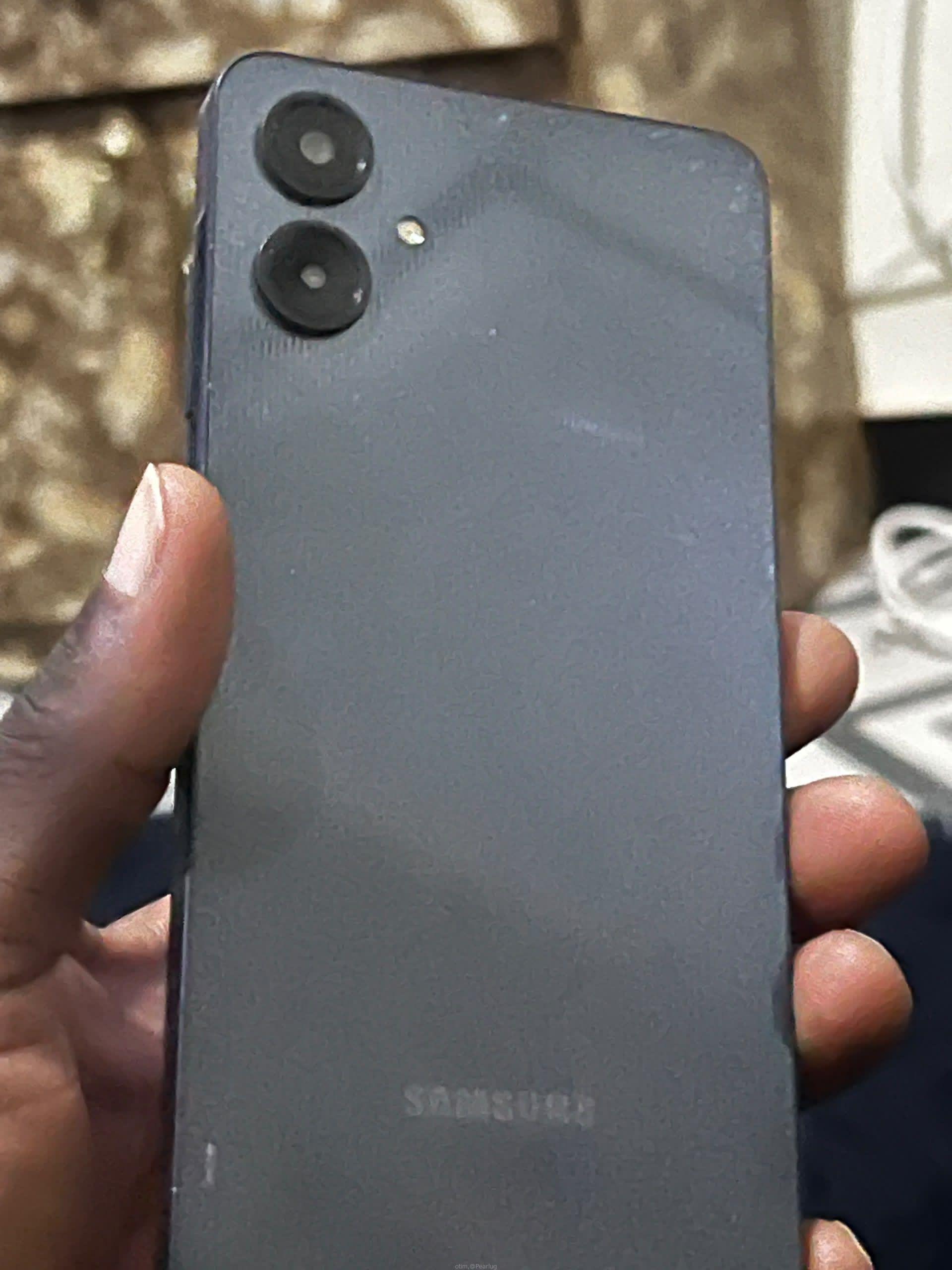Samsung A06