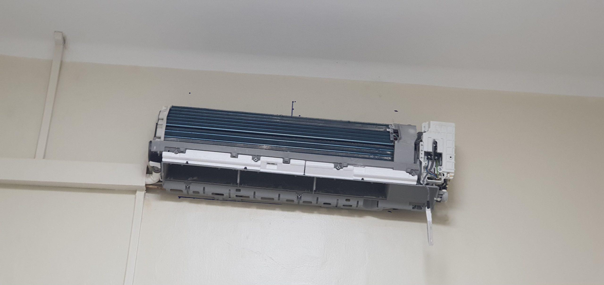 Air Conditioner Service and maintenance and Installations