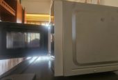 Hisense Microwave Oven H20MOMS11 20L