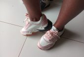 Canvas shoes