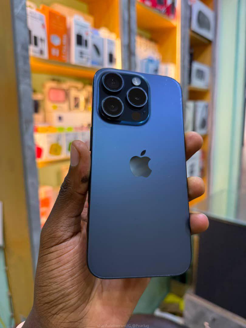 APPLE IPHONE 15 PRO