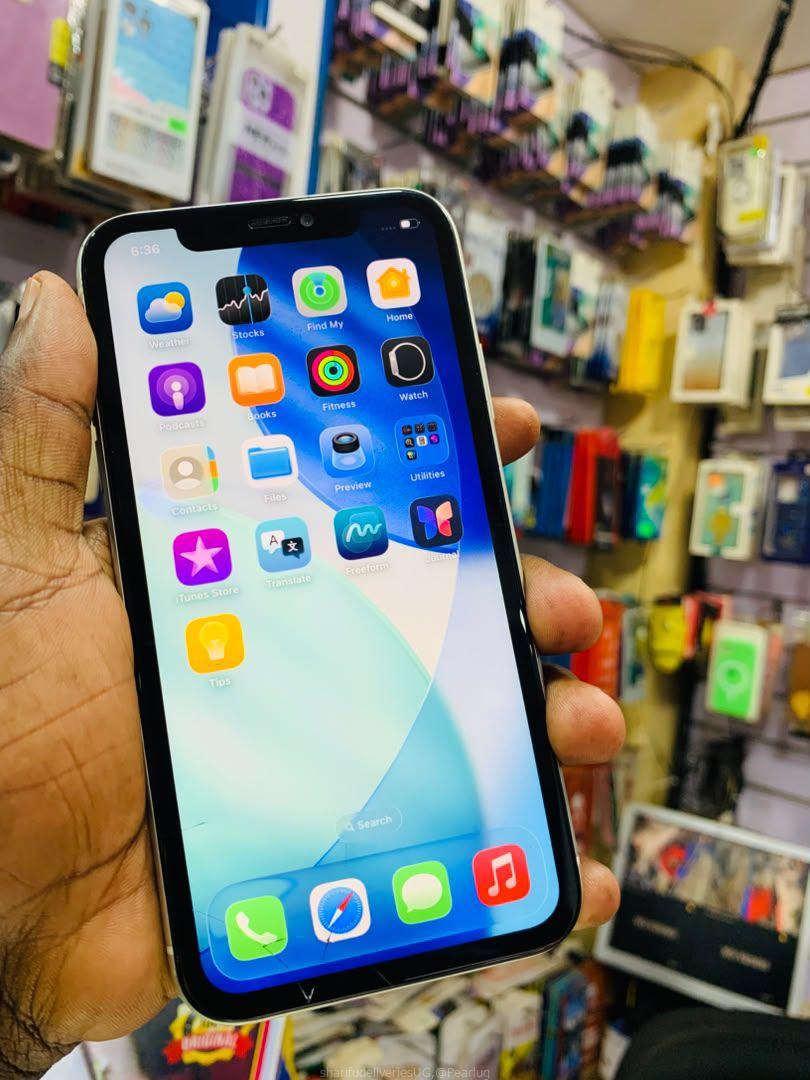 Apple iPhone 11