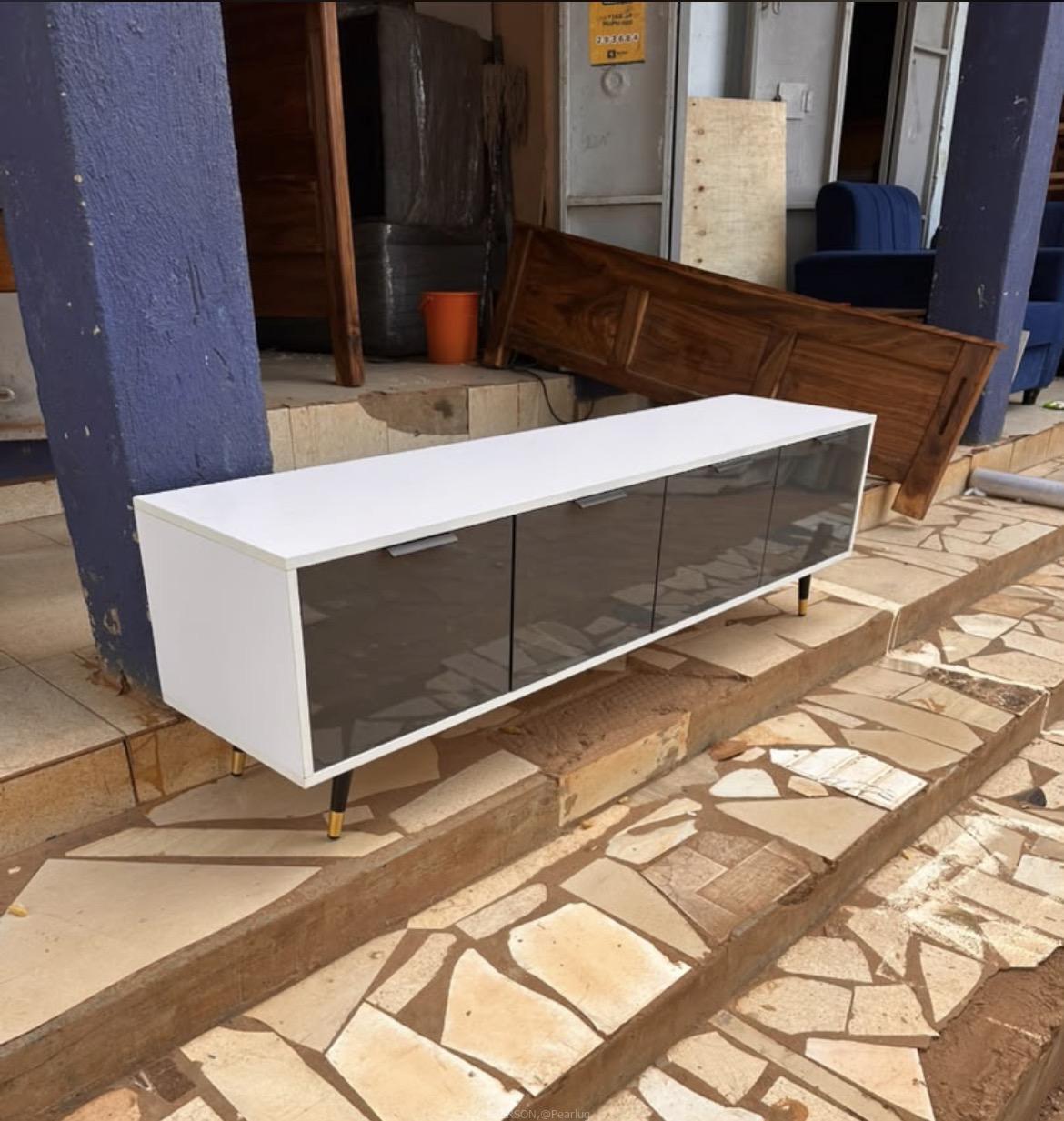 Tvstand