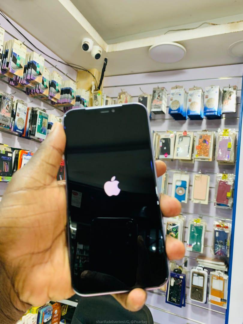 Apple iPhone 11
