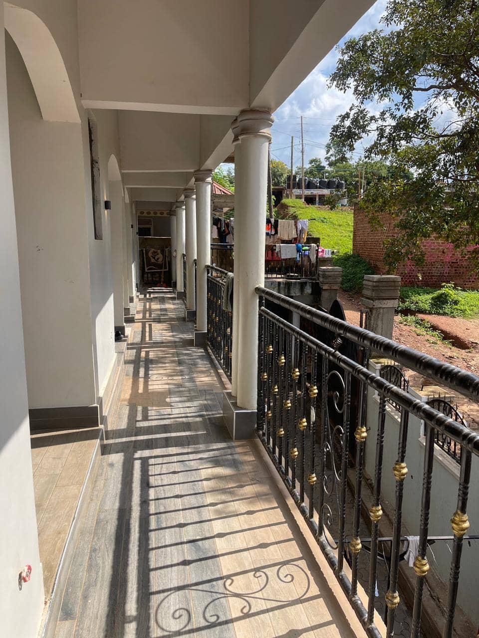 8units apartment for sale Busabala double rooms self contained